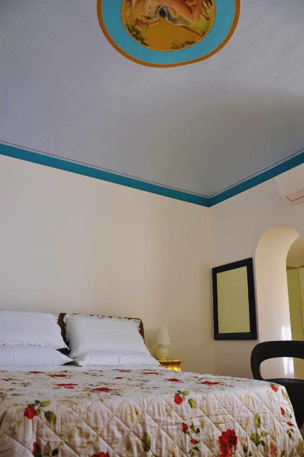 Beb Cornelia Bed and Breakfast Atri Buitenkant foto