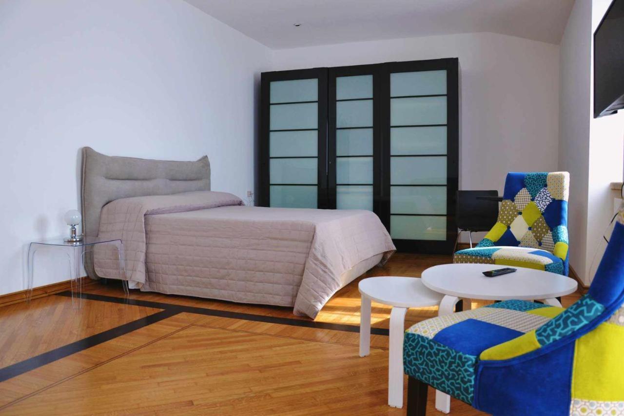 Beb Cornelia Bed and Breakfast Atri Buitenkant foto